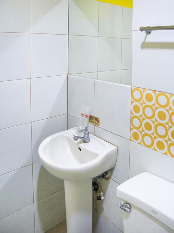 Negrense Suites Bacolod Exterior photo